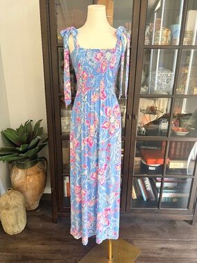 Lilly Pulitzer elastic Smocked Sun Maxi Dress, size Medium